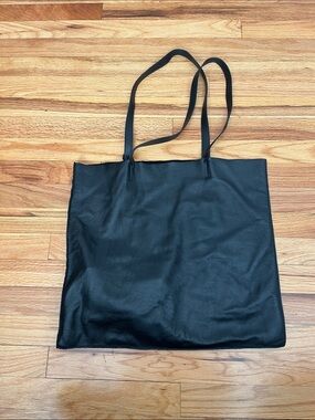 EILEEN FISHER Classic Black Leather Tote Bag